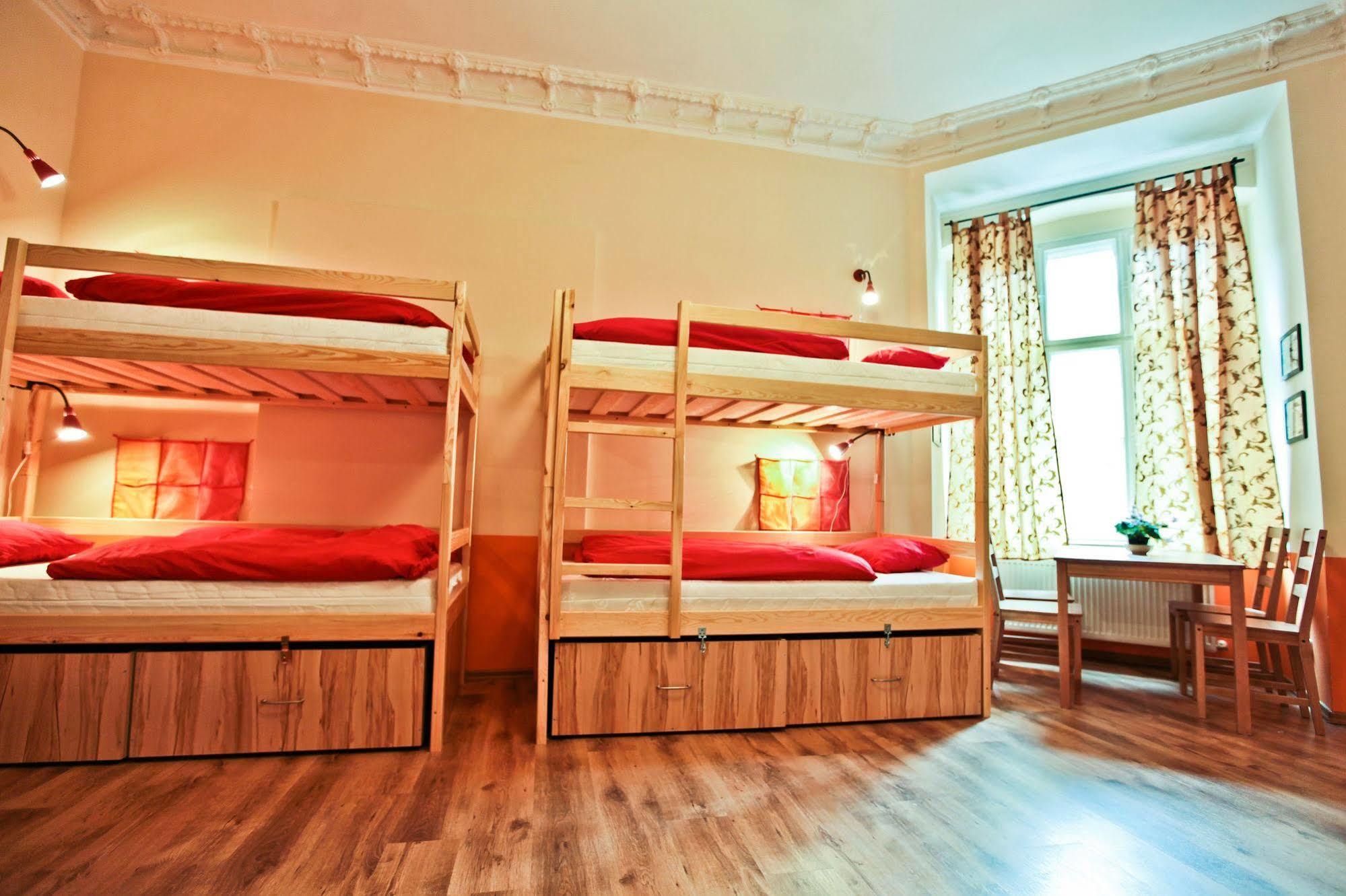 Poco Loco Hostel 포즈난 외부 사진